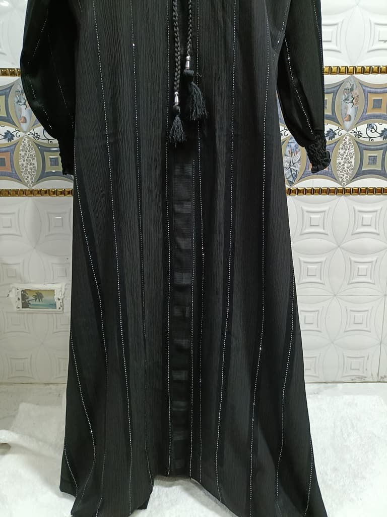 Black Abaya With Elastic Sleeves And Light Moti Lines thumbnail 2