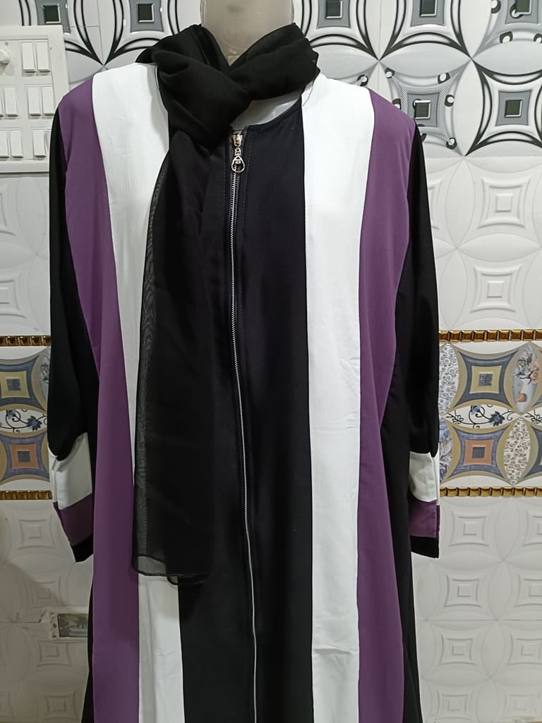 Front Open Purple Contrast Patti With Full Length Chain thumbnail 2