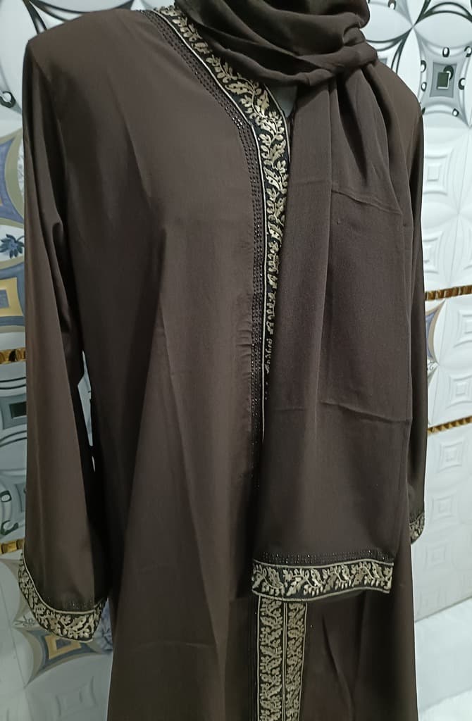 Front Open Brown Abaya With Full Length Lace thumbnail 3