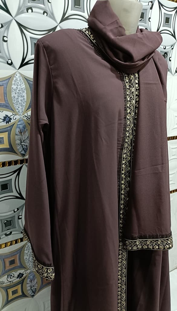 Front Open American Brown Abaya With Full Length Lace thumbnail 4
