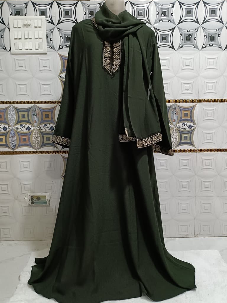 Dark Green Abaya With Lace Around Neck thumbnail 2