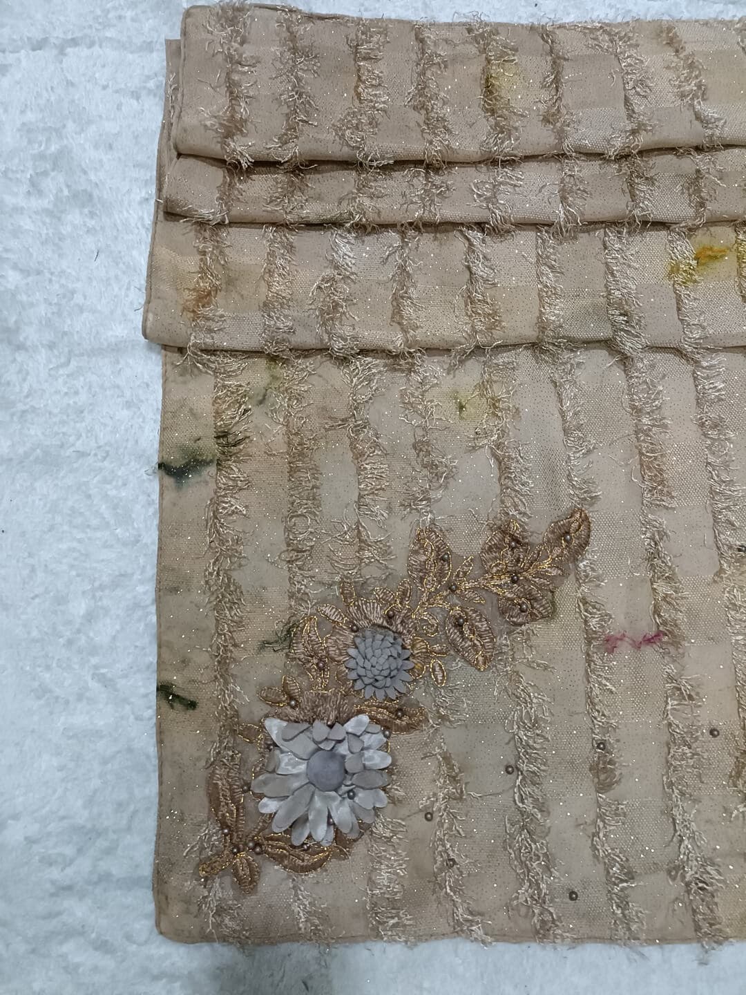 Beige Fur Hijab With Boota Design thumbnail 1