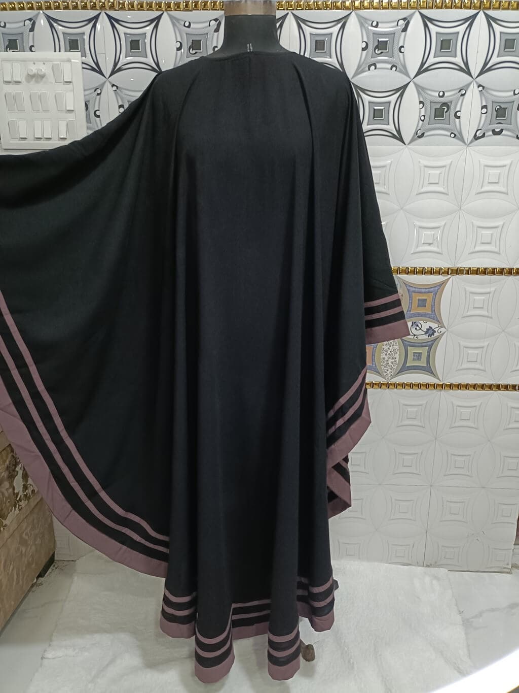 Black Farasha Kaftan Abaya With Purple Strips image