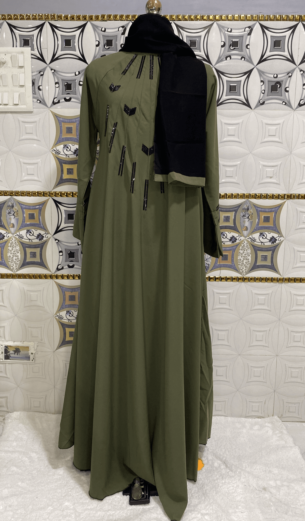 Sheet Style Pickle Green Umbrella Abaya With Neck Chain image