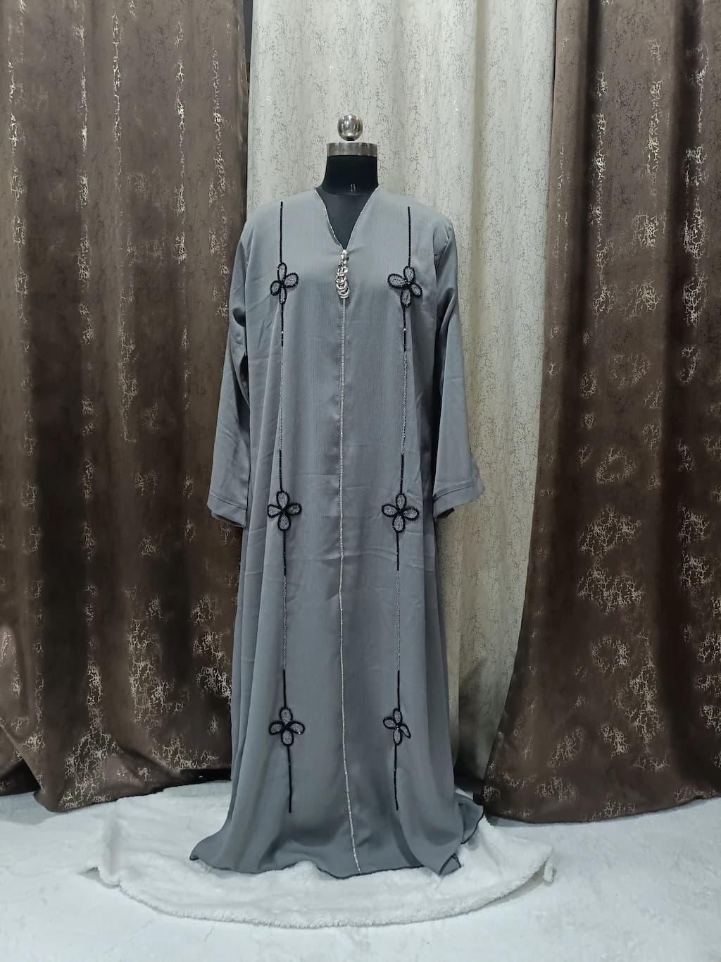 Gray Abaya With Full Length Handwork thumbnail 3