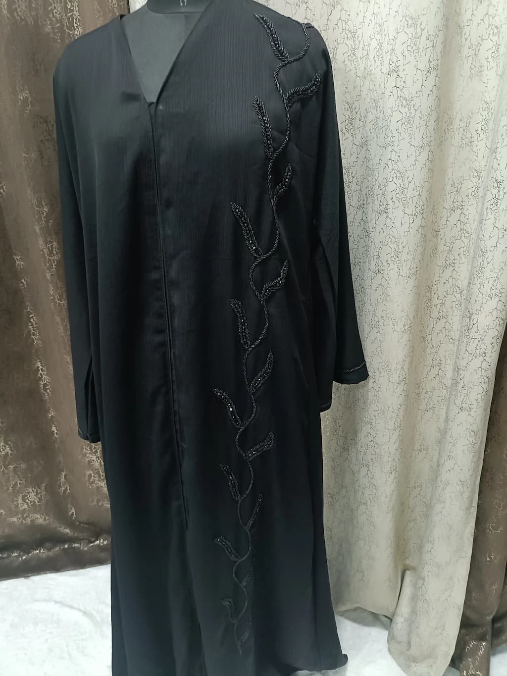 Front Open Full Length Handwork Black Abaya thumbnail 5